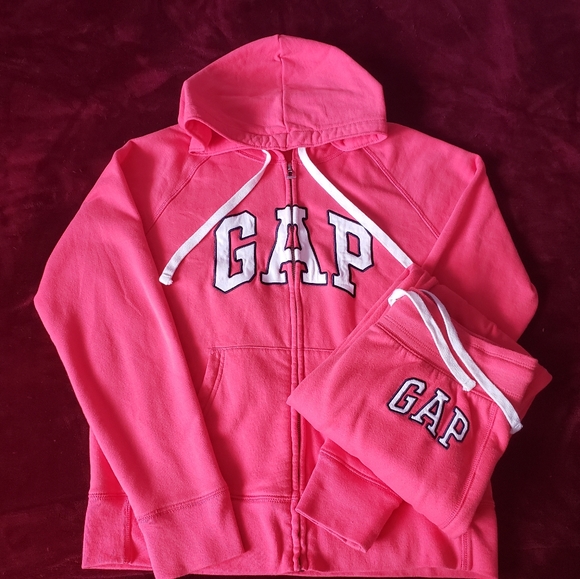 GAP PANTS+SWEATER - Picture 1 of 2